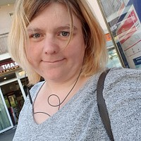 anaisdjulyan74 - lesbienne de 34 ans