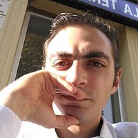 teho - homme bisexuel de 30 ans