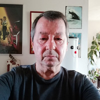 peachaire - homme bisexuel de 64 ans