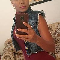 yina1022 - femme bisexuelle de 35 ans