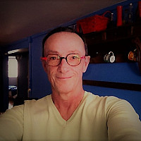 shakermes - homme bisexuel de 59 ans