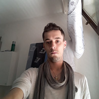 desboves1 - homme bisexuel de 34 ans