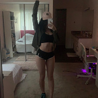 alyssa667 - lesbienne de 25 ans