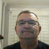 riri44 - gay de 68 ans