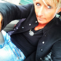 justmenow - femme bisexuelle de 51 ans