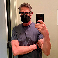 john210 - homme bisexuel de 55 ans