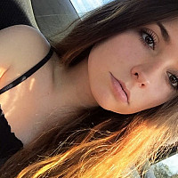 hyreneloupiloup33 - lesbienne de 26 ans