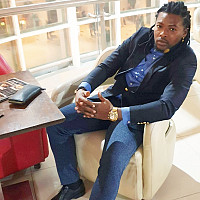 laye - gay de 40 ans