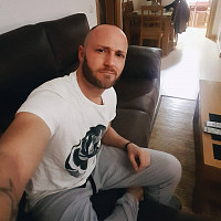 big12 - homme bisexuel de 42 ans