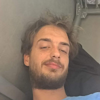 moher - homme bisexuel de 30 ans