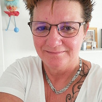 moto - lesbienne de 58 ans
