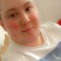mika54300 - gay de 31 ans