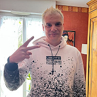 kwevin - homme bisexuel de 41 ans