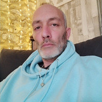 hallan - homme bisexuel de 49 ans