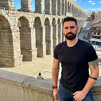 adrian82 - gay de 36 ans