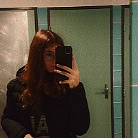 justgirllove - femme bisexuelle de 21 ans