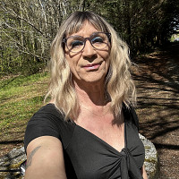 lara19.cristophe - lesbienne de 67 ans