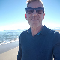 mike66380 - gay de 58 ans