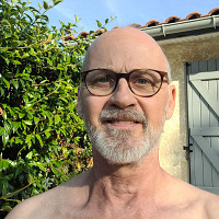 pat85200 - homme bisexuel de 61 ans