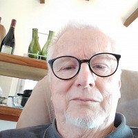 mgmiton - Homme gay de 76 ans
