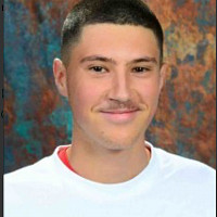 angellito - Homme gay de 23 ans