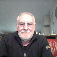 zz69 - homme bisexuel de 76 ans