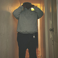 jhukbgj - homme bisexuel de 23 ans