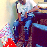 van11 - lesbienne de 25 ans