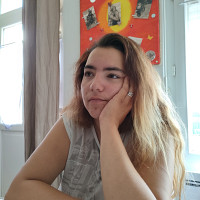 steph56380 - femme bisexuelle de 32 ans