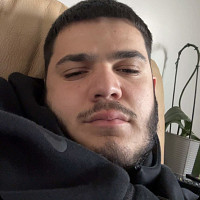 masko - homme bisexuel de 20 ans