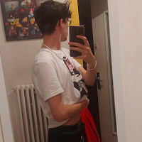 aaron23456 - homme bisexuel de 20 ans