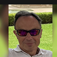 olimaningory - homme bisexuel de 64 ans