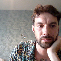 hugay - homme bisexuel de 35 ans