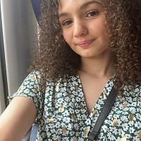 sheherazade - lesbienne de 21 ans