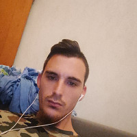 alexanderleva43 - gay de 26 ans