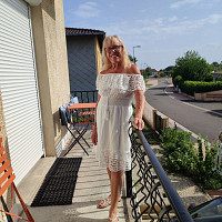 elena.-81000 - lesbienne de 72 ans