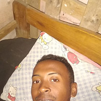 dealan - gay de 22 ans