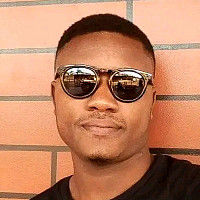 romuald1710 - gay de 30 ans