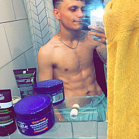 flo57200 - homme bisexuel de 25 ans