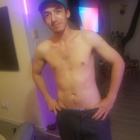 rubik123 - homme hétéro curieux de 23 ans