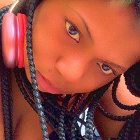 novaki - femme bisexuelle de 25 ans