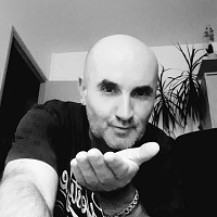 enzo22600 - gay de 55 ans