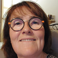 vir...ginie - lesbienne de 50 ans