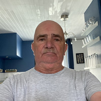 rom5143 - homme bisexuel de 75 ans