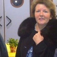 dounette - femme bisexuelle de 56 ans