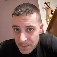 ki89bi - homme bisexuel de 33 ans