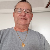 sottevillais - gay de 68 ans