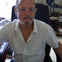 mareckx - homme hétéro curieux de 72 ans
