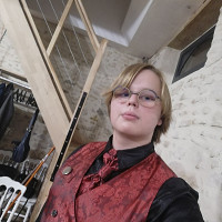 jojoj - homme bisexuel de 20 ans