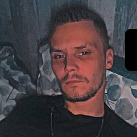 djooo - homme hétéro curieux de 25 ans